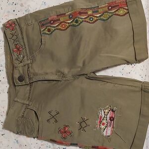 Desigual - Exotic Jean embellished Khaki Shorts EUR36